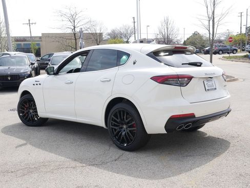 Used 2024 Maserati Levante Modena Ultima image 10