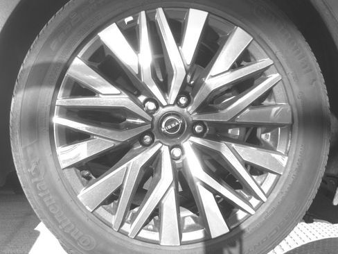 Used 2025 Nissan Altima 2.5 SV image 15