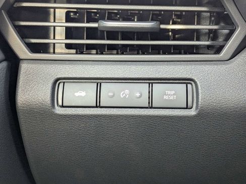 New 2025 Nissan Altima 2.5 SR image 21