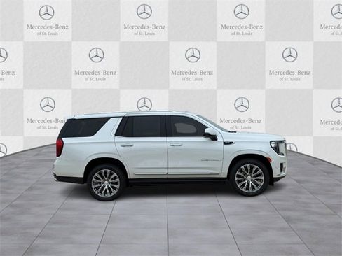 Used 2021 GMC Yukon Denali w/ Denali Premium Package image 2