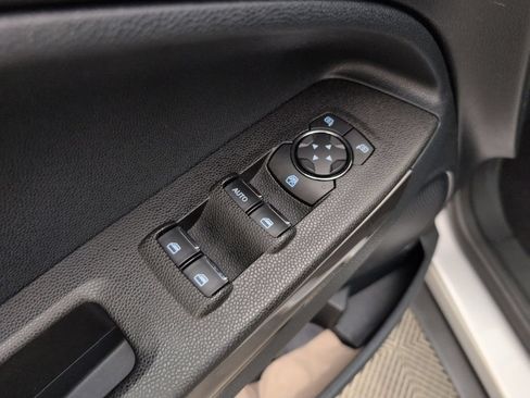 Used 2021 Ford EcoSport SE FWD image 34