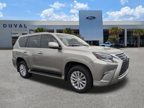 Used 2022 Lexus GX 460 Premium w/ Premium Package image 2