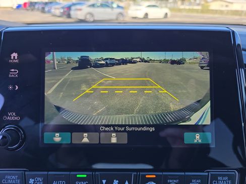 Used 2023 Honda Odyssey Sport image 19