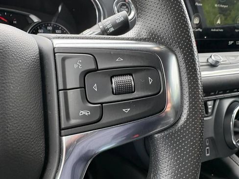 Used 2024 Chevrolet Blazer LT w/ Convenience Package FWD image 16