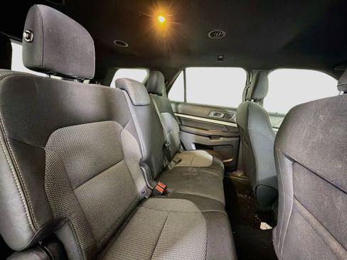 Used 2019 Ford Explorer XLT w/ Class III Trailer Tow Package FWD image 27