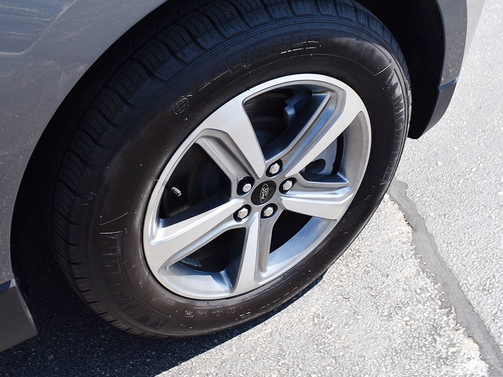 Used 2024 Ford Edge SEL w/ Convenience Package AWD/4WD image 9