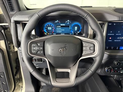 New 2026 Ford Bronco Outer Banks AWD/4WD image 17