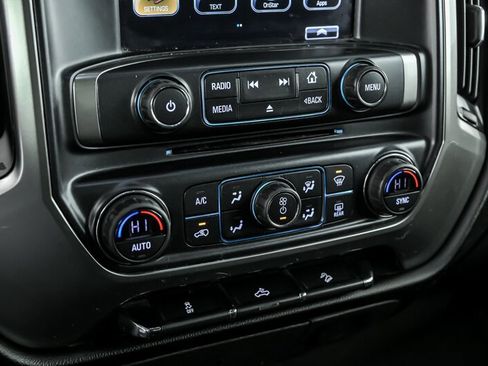 Used 2018 Chevrolet Silverado 1500 LT w/ All Star Edition image 27