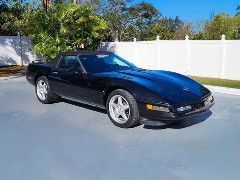 Used 1992 Chevrolet Corvette Convertible image 10