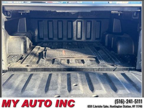 Used 2010 Ford Explorer Sport Trac XLT image 30