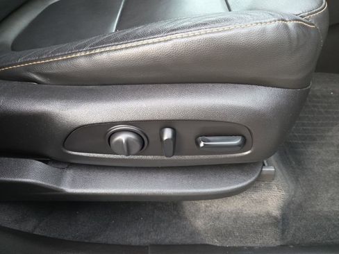 Used 2020 Chevrolet Traverse RS w/ LPO, Floor Liner Package image 31