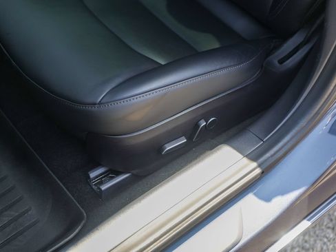 Used 2021 Tesla Model 3 Standard Range Plus RWD image 8
