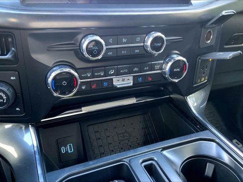 Used 2023 Ford F150 Lariat w/ Equipment Group 502A High AWD/4WD image 34