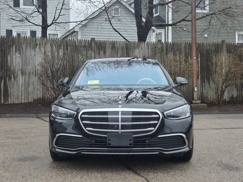 Used 2023 Mercedes-Benz S 500 4MATIC w/ Warmth & Comfort Package image 9