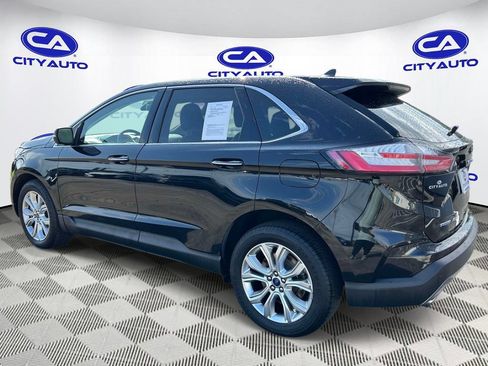 Used 2022 Ford Edge Titanium AWD/4WD image 6