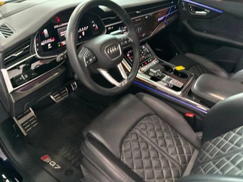 Used 2023 Audi SQ7 Prestige AWD/4WD image 9