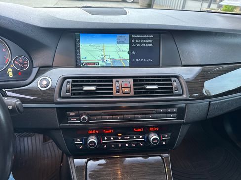 Used 2011 BMW 535i Sedan image 12