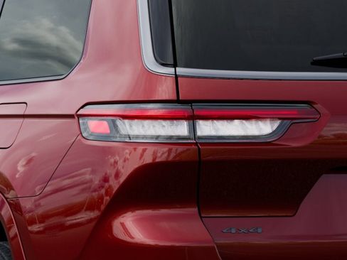 New 2026 Jeep Grand Cherokee L Summit AWD/4WD image 5