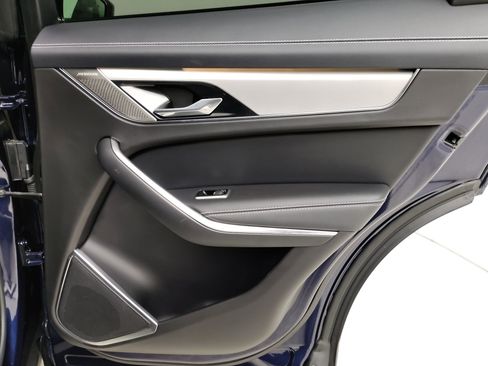 Used 2024 Jaguar F-PACE R-Dynamic S image 29