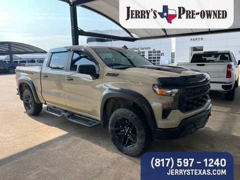 Used 2023 Chevrolet Silverado 1500 Custom Trail Boss w/ Realtree Special Edition AWD/4WD image 2