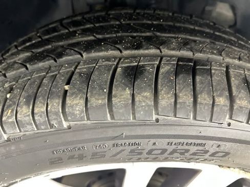 Used 2018 Honda Pilot Touring image 14