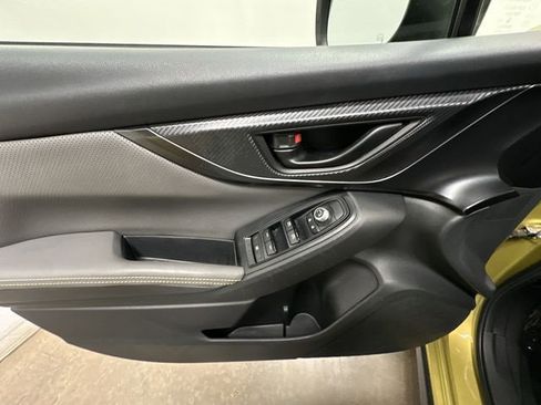 Used 2021 Subaru Crosstrek 2.5i Sport w/ Moonroof Package image 18