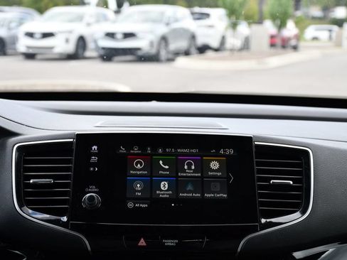 Used 2019 Honda Pilot Touring image 22