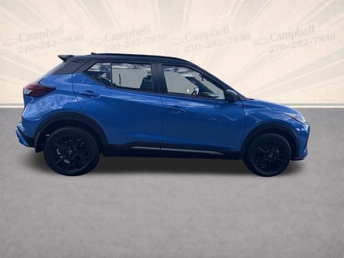 Used 2023 Nissan Kicks SR image 7
