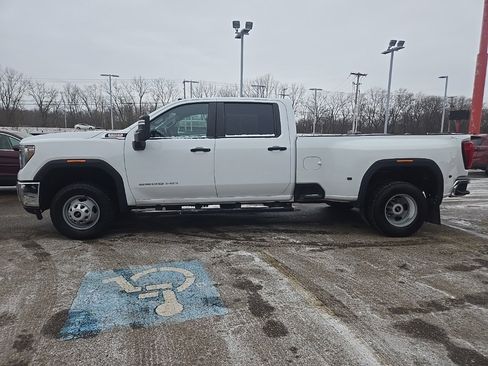 Used 2020 GMC Sierra 3500 4x4 Crew Cab w/ Gooseneck/5TH Wheel Package image 4