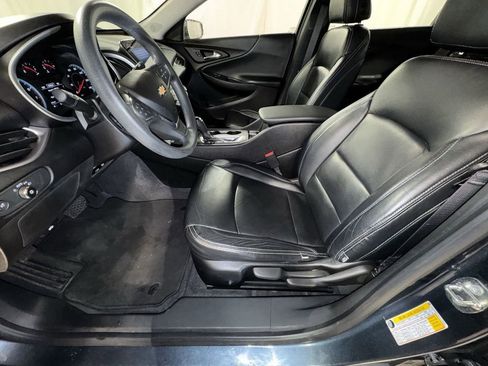 Used 2019 Chevrolet Malibu LS image 18