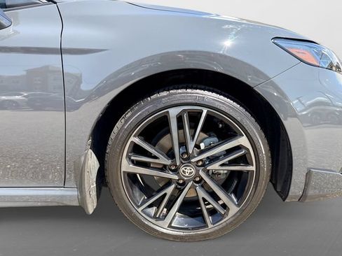 Used 2025 Toyota Camry XSE AWD/4WD image 21