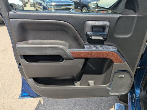 Used 2018 GMC Sierra 1500 SLT AWD/4WD image 9