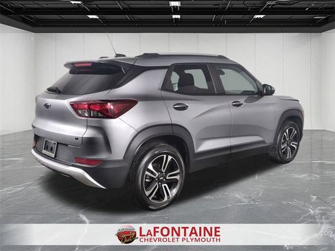 Certified 2023 Chevrolet TrailBlazer LT w/ LPO, Blackout Package image 8
