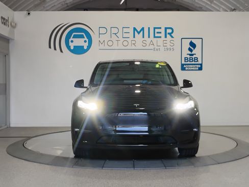 Used 2021 Tesla Model Y 2WD image 49