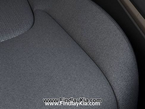 New 2026 Kia Carnival LX image 27