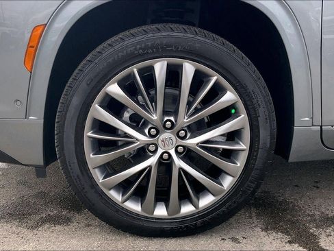 New 2026 Buick Enclave Avenir w/ Super Cruise Package image 12