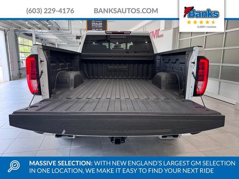 Certified 2024 GMC Sierra 1500 Elevation w/ Preferred Package AWD/4WD image 8