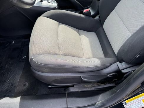 Used 2015 Chevrolet Cruze LS image 14