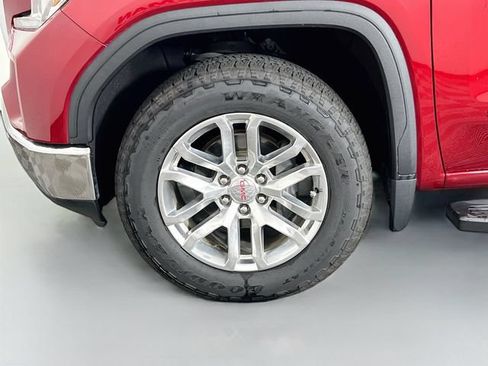 Used 2021 GMC Sierra 1500 SLE w/ X31 Off-Road Package AWD/4WD image 11