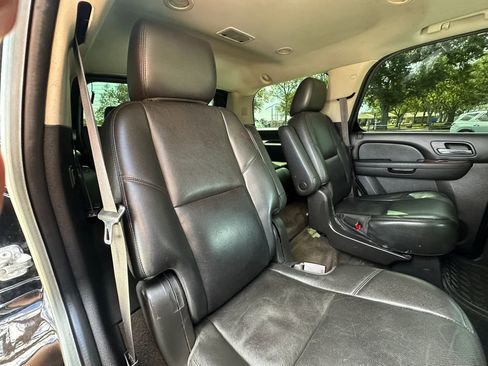 Used 2013 Chevrolet Tahoe LTZ image 26