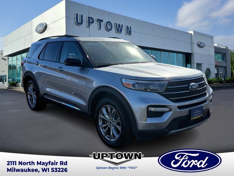 Certified 2023 Ford Explorer XLT w/ Equipment Group 202A AWD/4WD image 1
