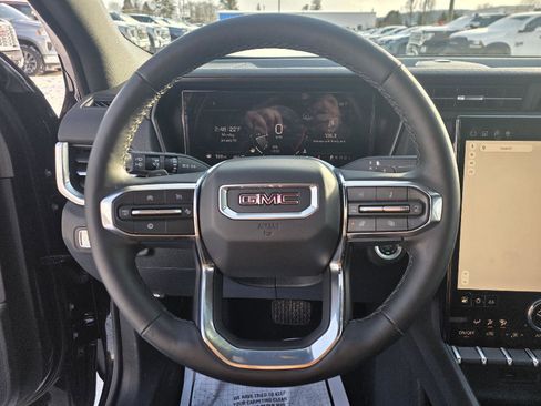 Used 2025 GMC Terrain Elevation image 3