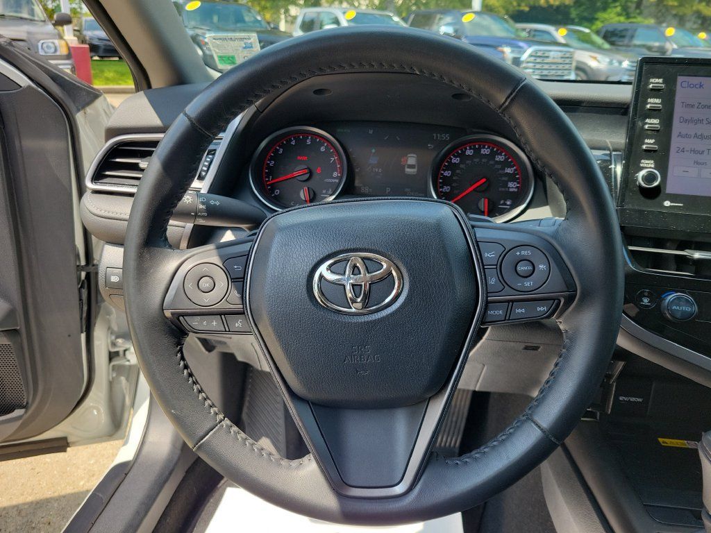 Used 2023 Toyota Camry XSE FWD image 19