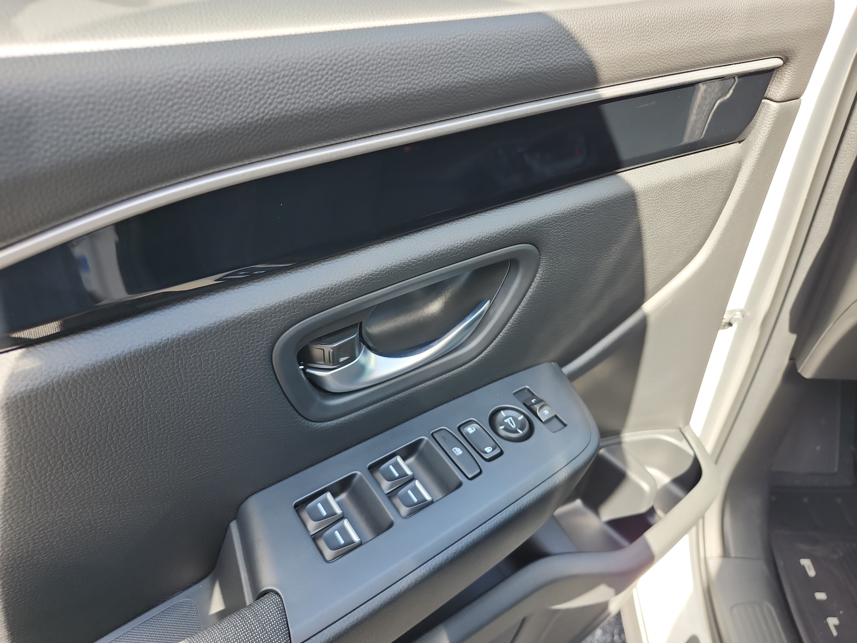 New 2026 Honda Pilot Sport image 17