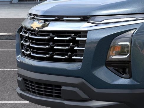 New 2026 Chevrolet Equinox LT w/ Safety and Technology Package FWD image 38