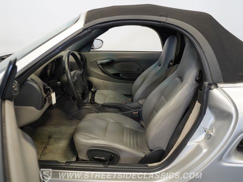 Used 1998 Porsche Boxster RWD image 3