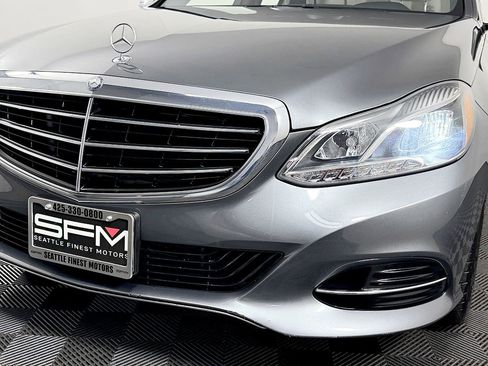 Used 2016 Mercedes-Benz E 350 4MATIC Luxury Wagon image 13