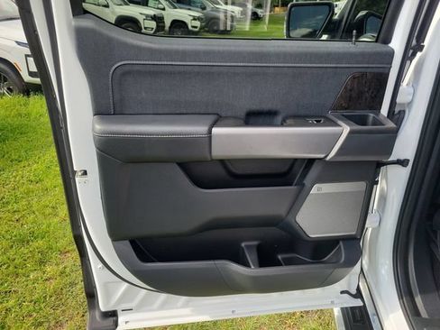 Used 2022 Ford F150 Lariat w/ Equipment Group 502A High AWD/4WD image 12