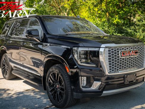 Used 2021 GMC Yukon Denali AWD/4WD image 5