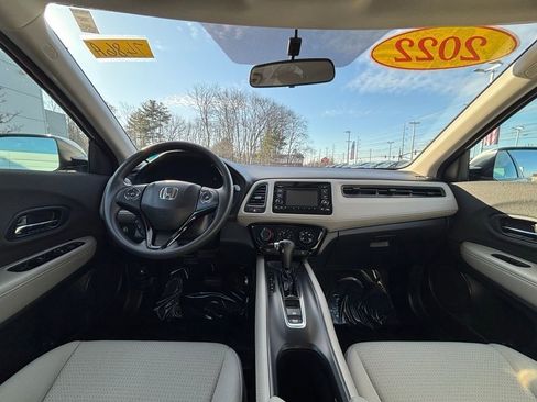 Used 2022 Honda HR-V LX image 12